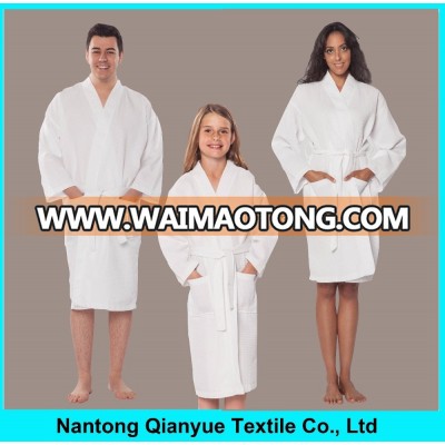 Wholesale Warm white cotton waffle hotel bathrobe